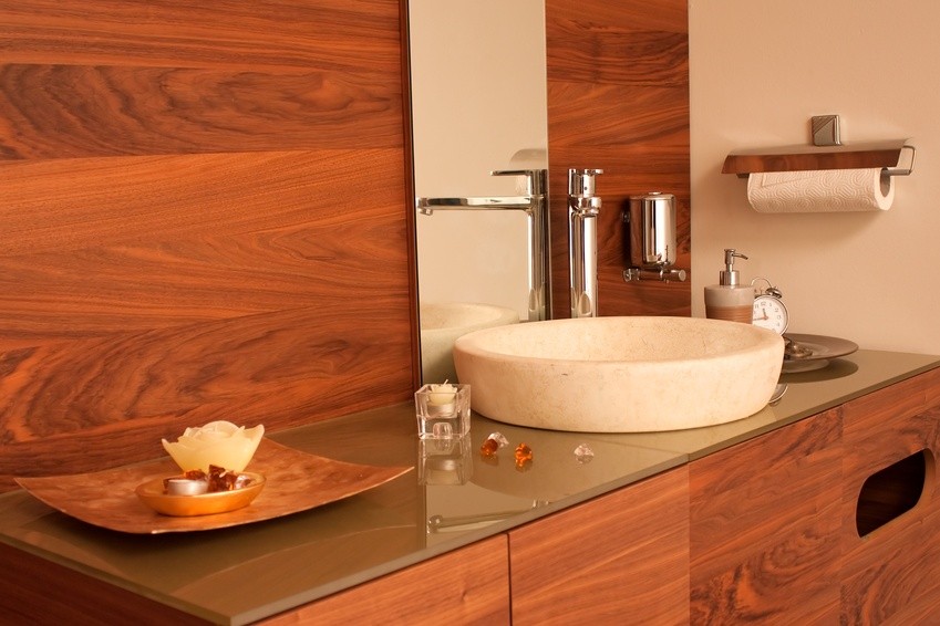 Modern Vanity With Quartz Counter Top