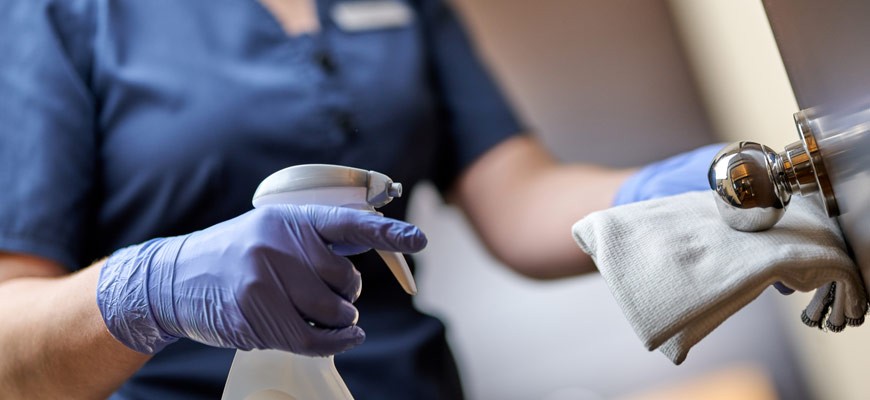 Is Disinfecting Surfaces Still Important? - Https://www.dustbustersservices.ca/blog/house-cleaning-tips/is-disinfecting-surfaces-still-important/